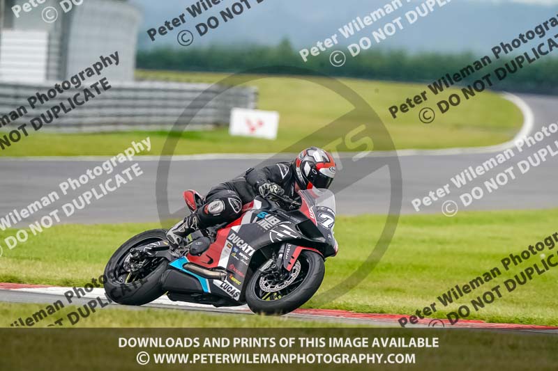 enduro digital images;event digital images;eventdigitalimages;no limits trackdays;peter wileman photography;racing digital images;snetterton;snetterton no limits trackday;snetterton photographs;snetterton trackday photographs;trackday digital images;trackday photos